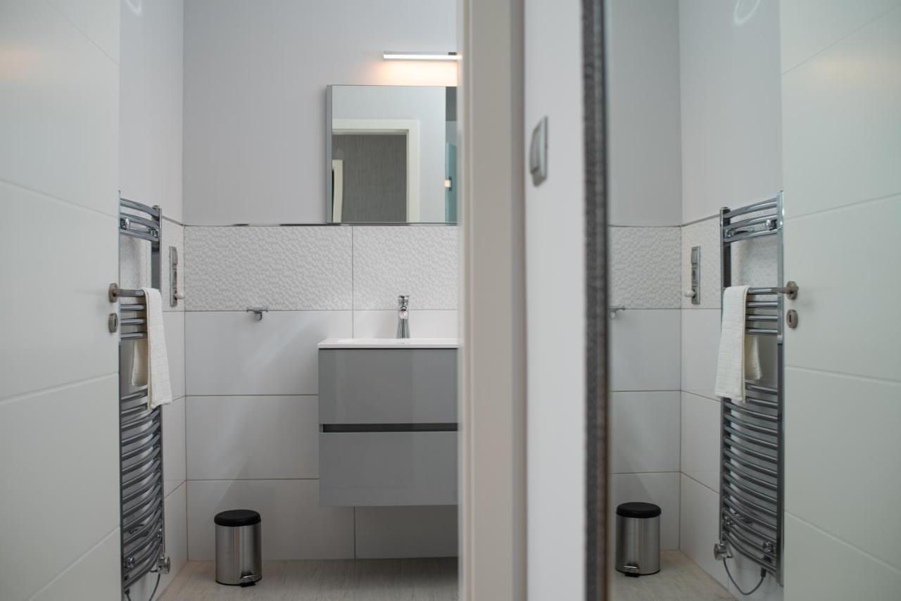 Twins Apartman Heviz Exterior photo